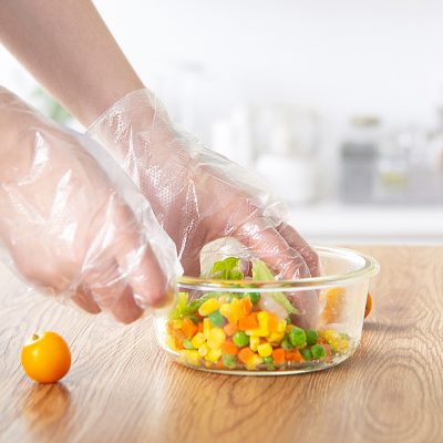Tough waterproof disposable PE gloves (1)